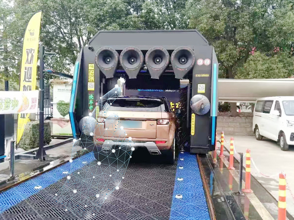 從傳感器到“智慧眼”:全自動洗車機與AI的跨界碰撞啟示錄